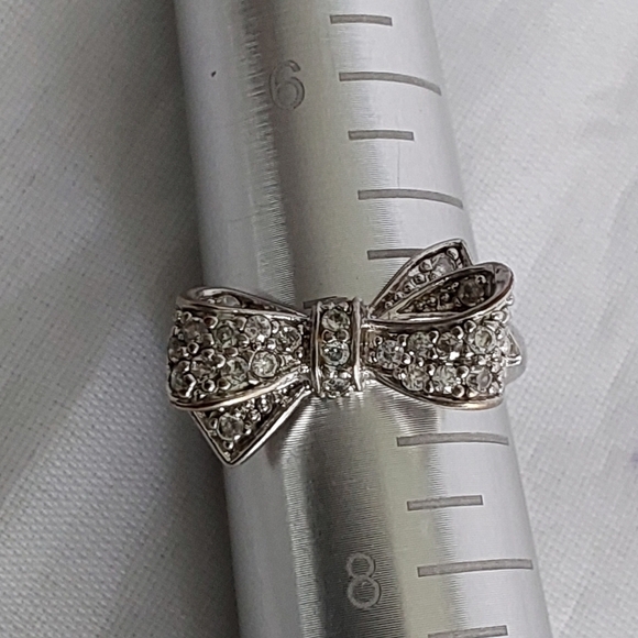 WOMEN5SIZE 7 PRINCESS BOW RING - Picture 3 of 4